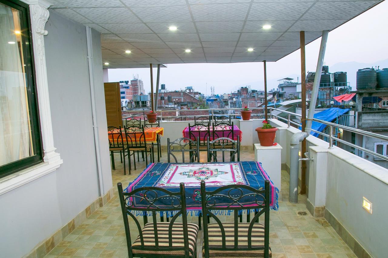 Sakura Boutique Hotel Катманду Екстериор снимка