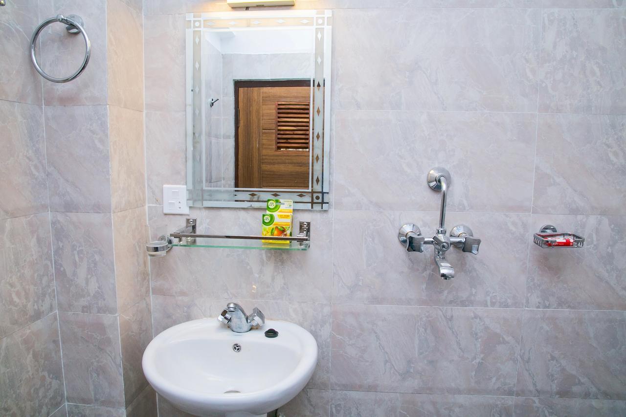 Sakura Boutique Hotel Катманду Екстериор снимка