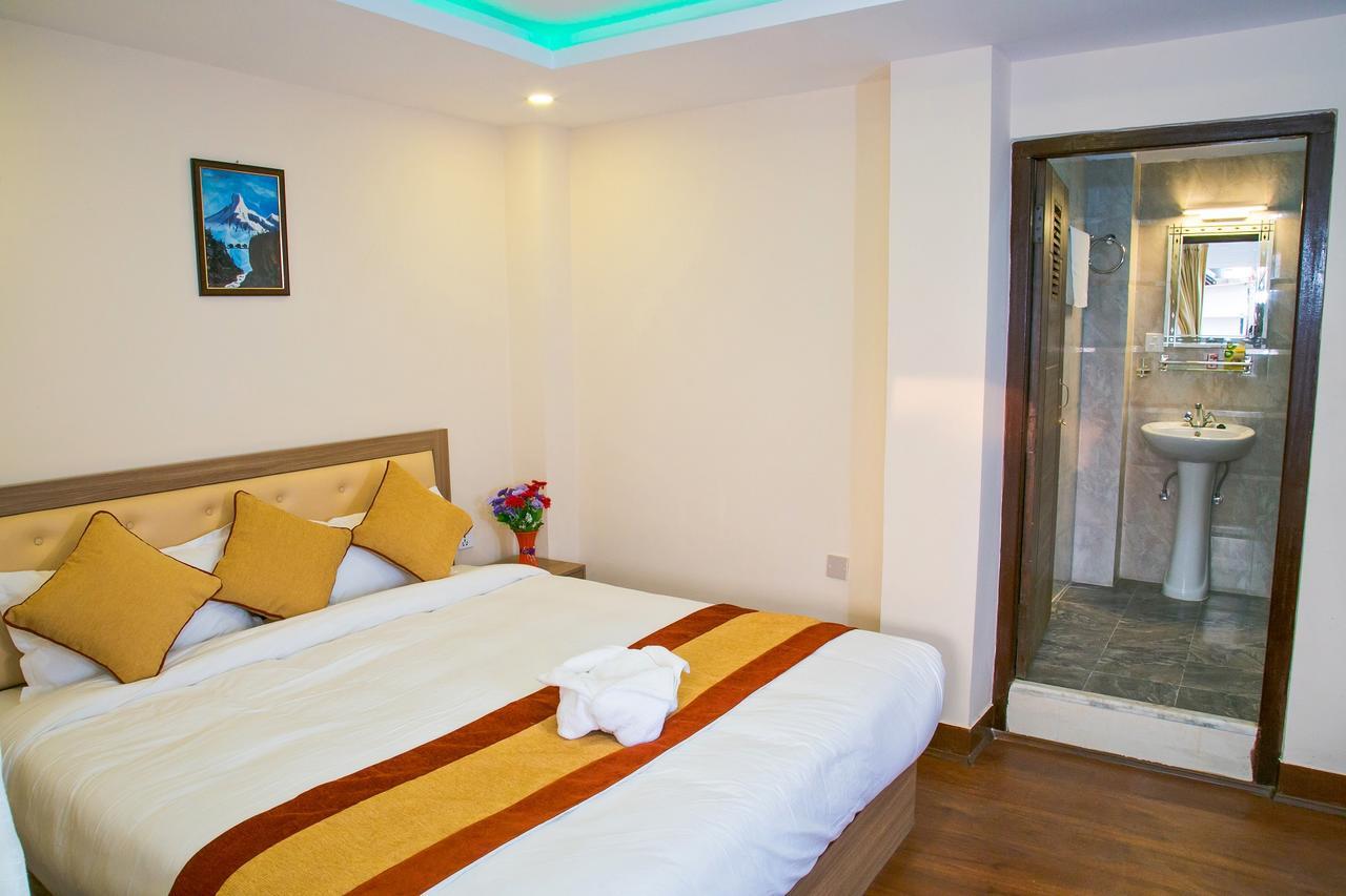 Sakura Boutique Hotel Катманду Екстериор снимка