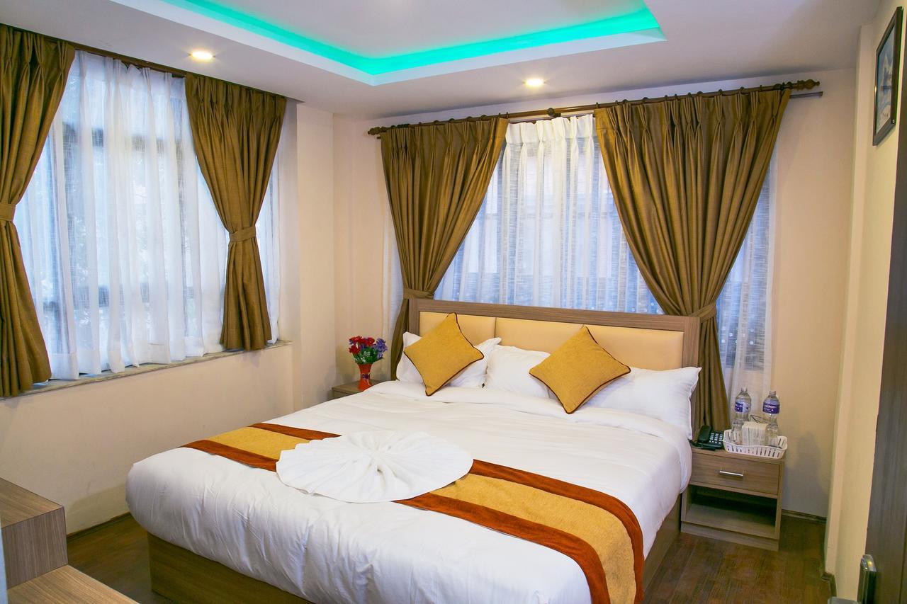 Sakura Boutique Hotel Катманду Екстериор снимка