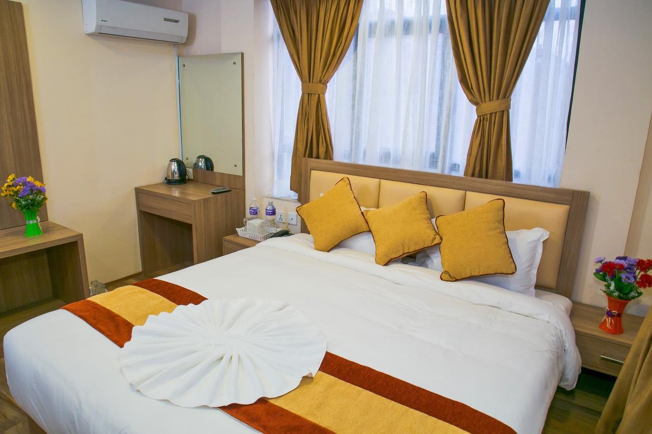 Sakura Boutique Hotel Катманду Екстериор снимка